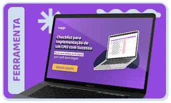 Imagem de um laptop exibindo um checklist para a implementação de um LMS com sucesso, destacando dicas para facilitar o processo.